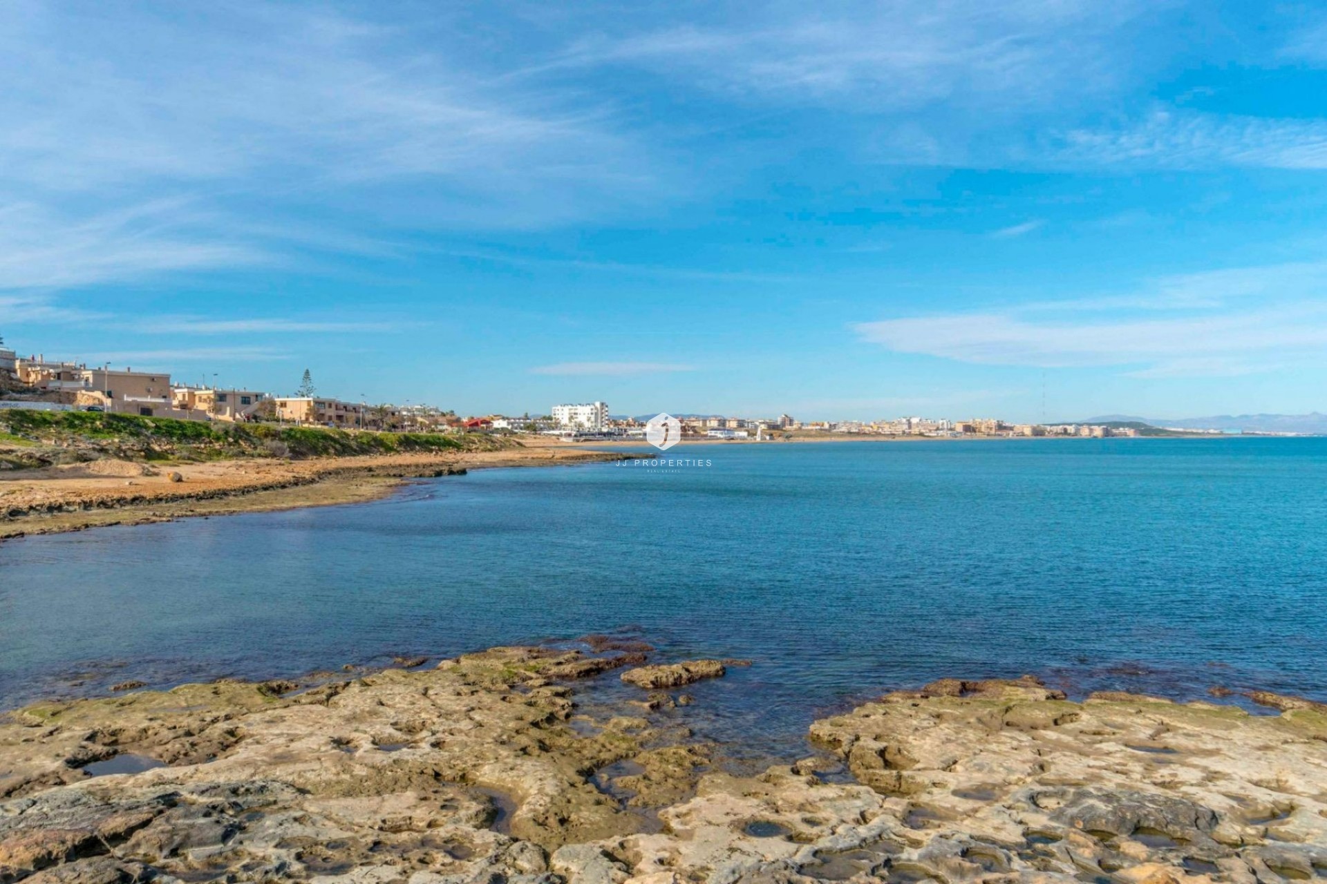 Alquiler a largo plazo - Apartamento / piso -
Torrevieja - Cabo cervera