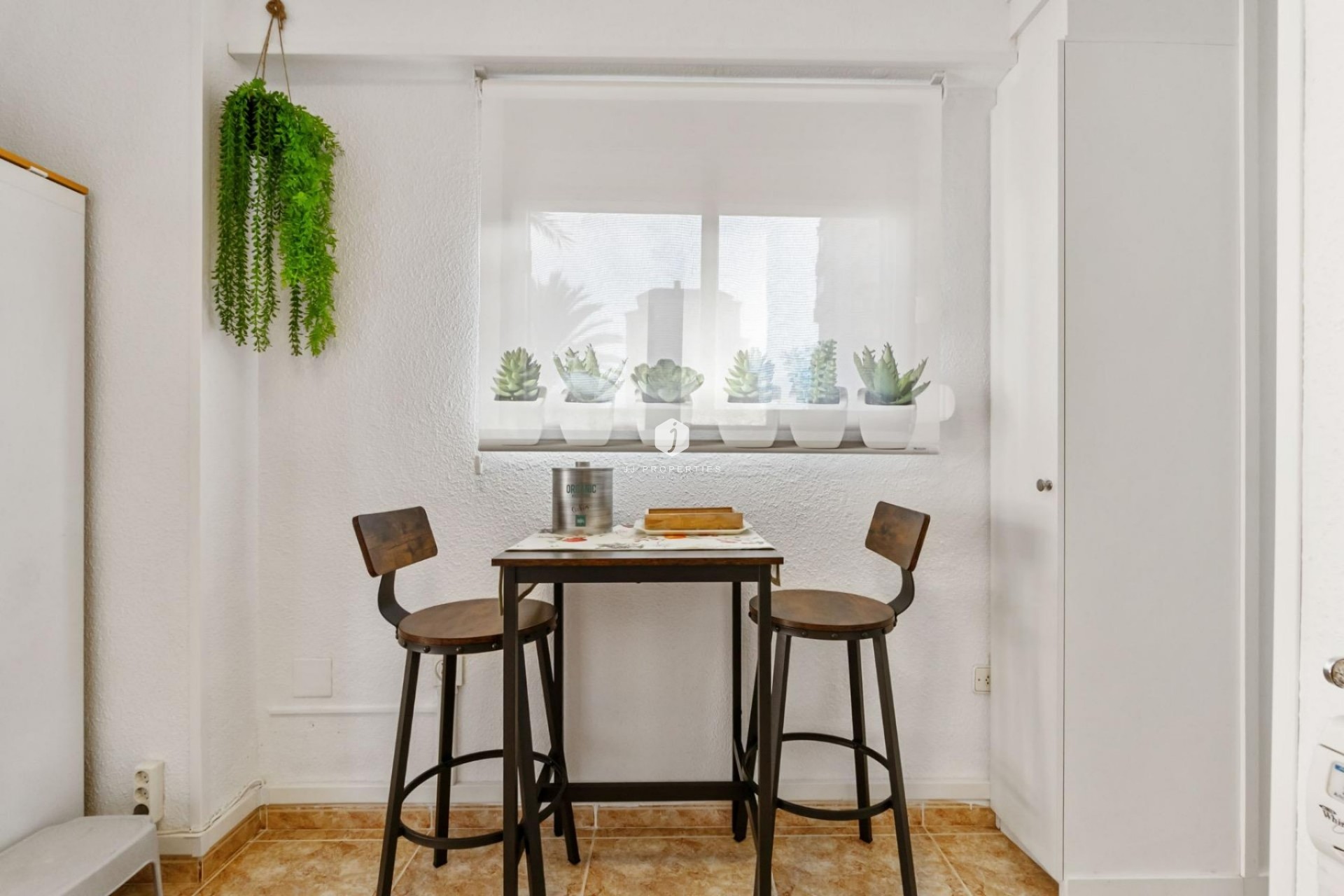 Alquiler a largo plazo - Apartamento / piso -
Torrevieja - Cabo cervera