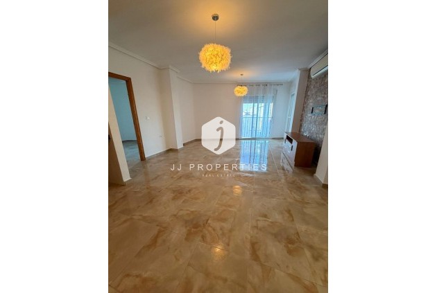 Apartamento / piso - Segunda mano - Jacarilla -
                Jacarilla