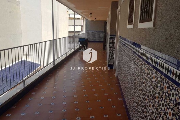 Apartamento / piso - Segunda mano - La Mata -
                Costa Blanca