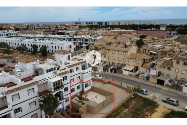 Apartamento / piso - Segunda mano - Orihuela Costa -
                Costa Blanca