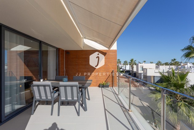 Apartamento / piso - Segunda mano - Orihuela Costa -
                Costa Blanca