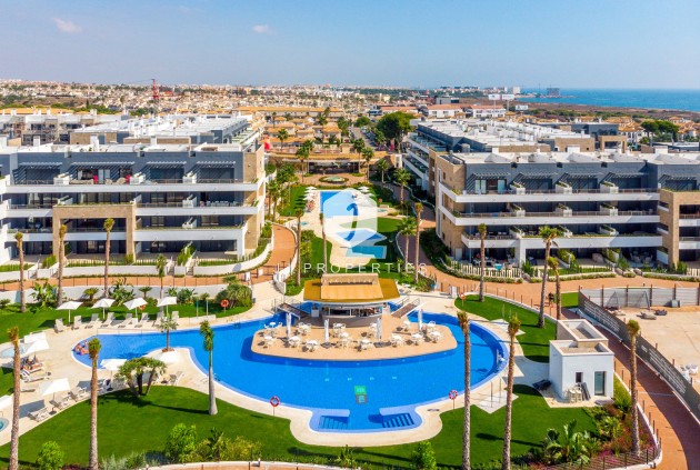 Apartamento / piso - Segunda mano -
            Playa Flamenca - C-90176
