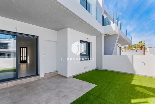 Apartamento / piso - Segunda mano -
            San Miguel de Salinas - C-58578