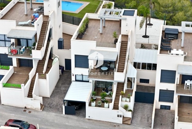 Apartamento / piso - Segunda mano - San Miguel de Salinas -
                Inland