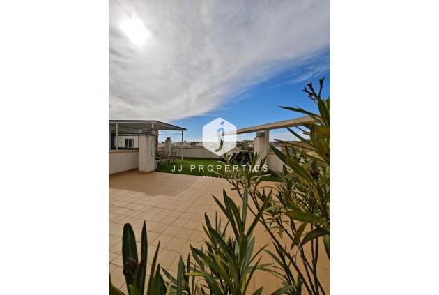 Apartamento / piso - Segunda mano - San Miguel de Salinas -
                San Miguel de Salinas