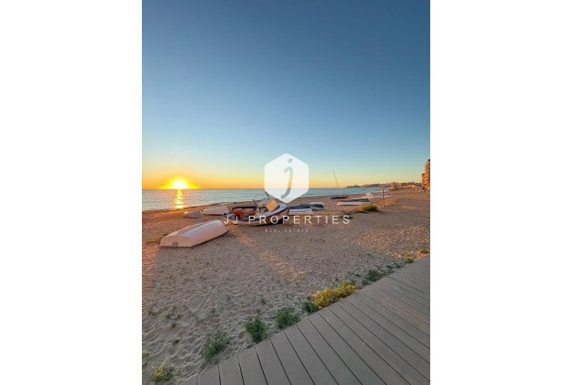 Apartamento / piso - Segunda mano - Torrelamata -
                Costa Blanca