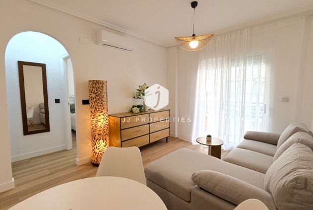 Apartamento / piso - Segunda mano - Torrevieja -
                Costa Blanca