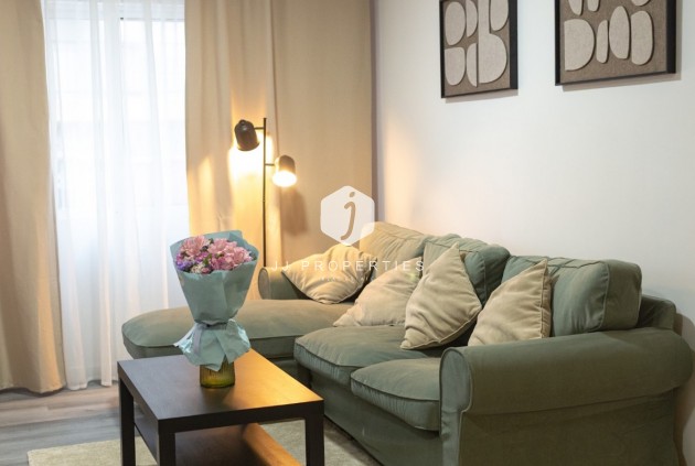 Apartamento / piso - Segunda mano - Torrevieja -
                Costa Blanca