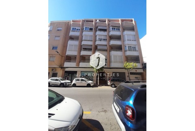 Apartamento / piso - Segunda mano - Torrevieja -
                Costa Blanca