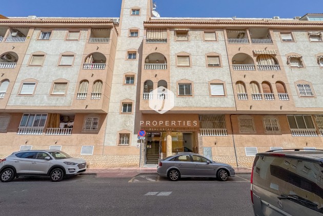 Apartamento / piso - Segunda mano - Torrevieja -
                Costa Blanca