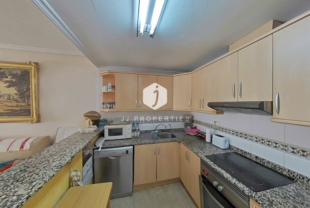 Apartamento / piso - Segunda mano - Torrevieja -
                Estacion de autobuses