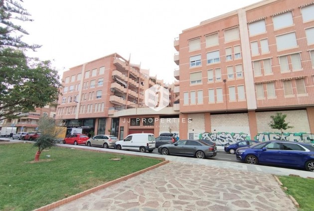 Apartamento / piso - Segunda mano - Torrevieja -
                HABANERAS PLAZA SANTA MARIA