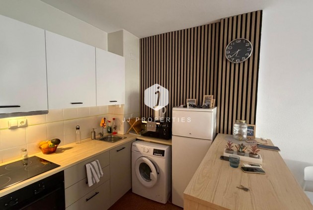Apartamento / piso - Segunda mano - Torrevieja -
                Habaneras