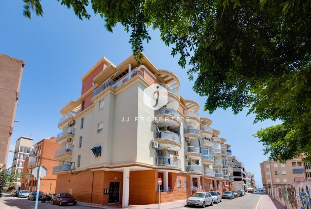Apartamento / piso - Segunda mano - Torrevieja -
                La Mata Pueblo