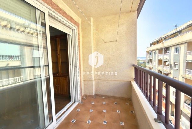 Apartamento / piso - Segunda mano - Torrevieja -
                Parque las naciones
