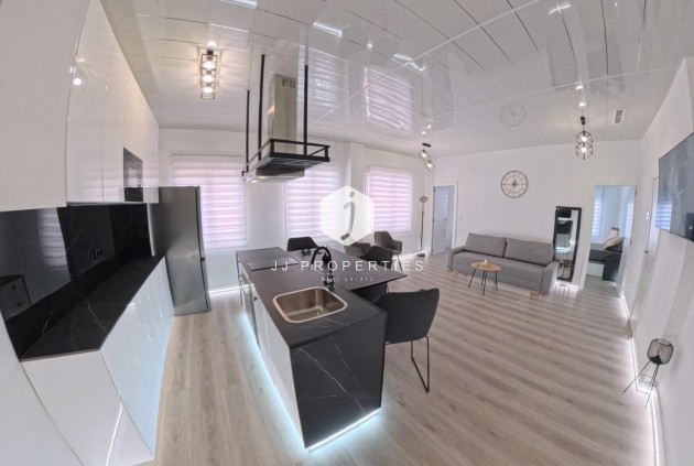 Apartamento / piso - Segunda mano - Torrevieja -
                Playa del Cura