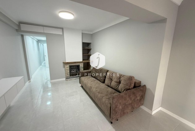 Apartamento / piso - Segunda mano - Torrevieja -
                Torrevieja