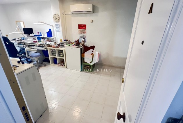 Apartamento / piso - Segunda mano - Torrevieja -
                Torrevieja