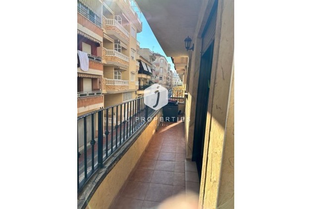 Apartment / flat - Resale -
            Guardamar del Segura - C-83692