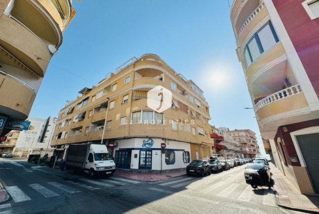 Apartment / flat - Resale - La Mata -
                Costa Blanca