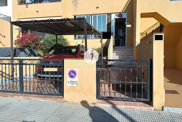 Apartment / flat - Resale - Los Montesinos -
                Costa Blanca