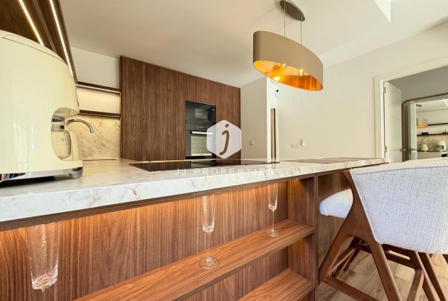 Apartment / flat - Resale - Orihuela Costa -
                Altos De Campoamor