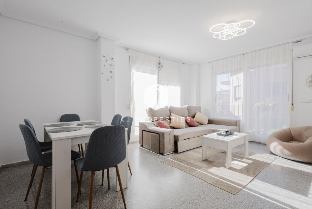 Apartment / flat - Resale -
            San Miguel de Salinas - C-90843