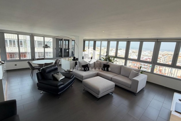 Apartment / flat - Resale - Torrevieja -
                Acequion