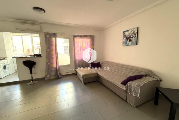 Apartment / flat - Resale -
            Torrevieja - C-22950