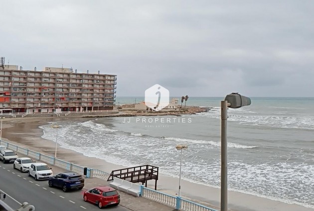 Apartment / flat - Resale -
            Torrevieja - C-89389