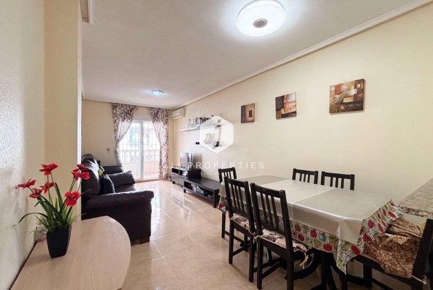 Apartment / flat - Resale - Torrevieja -
                Centro