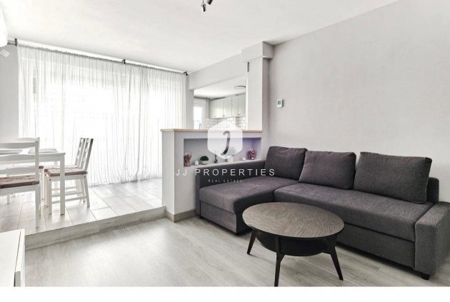 Apartment / flat - Resale - Torrevieja -
                Centro