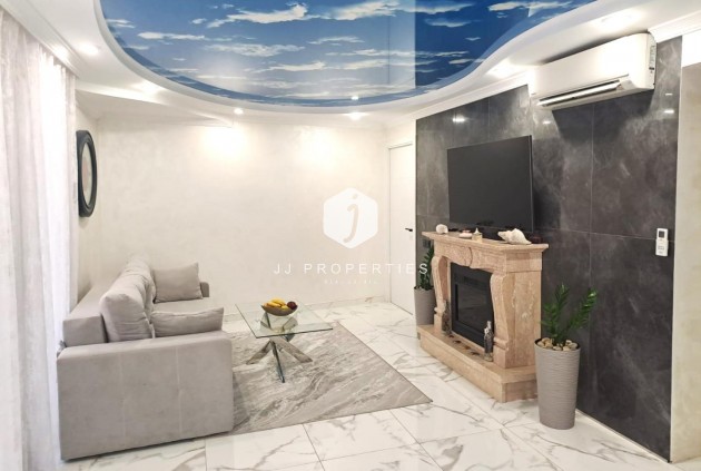 Apartment / flat - Resale - Torrevieja -
                Costa Blanca