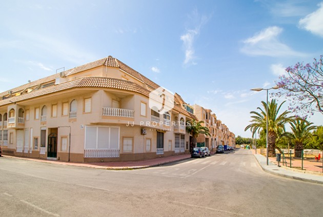 Apartment / flat - Resale - Torrevieja -
                Costa Blanca