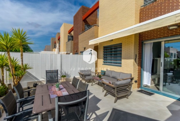 Apartment / flat - Resale - Torrevieja -
                Costa Blanca