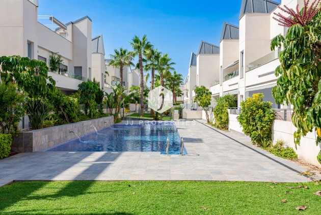 Apartment / flat - Resale - Torrevieja -
                Costa Blanca