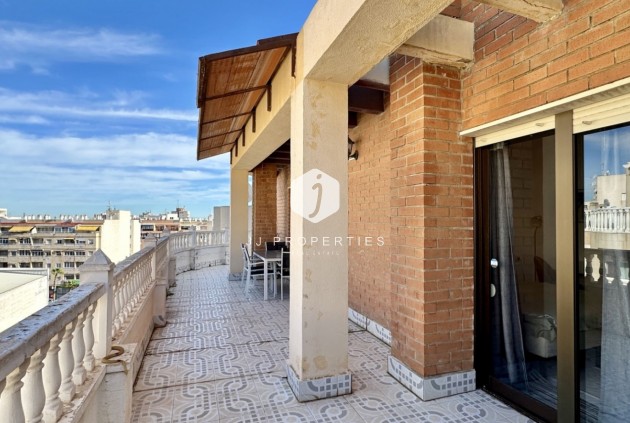 Apartment / flat - Resale - Torrevieja -
                Costa Blanca
