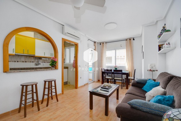 Apartment / flat - Resale - Torrevieja -
                Costa Blanca