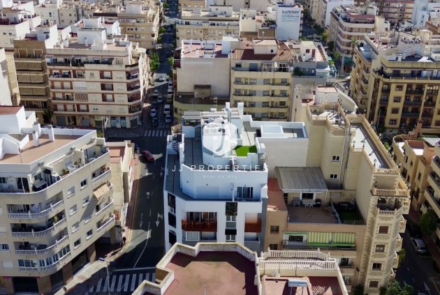 Apartment / flat - Resale - Torrevieja -
                Costa Blanca