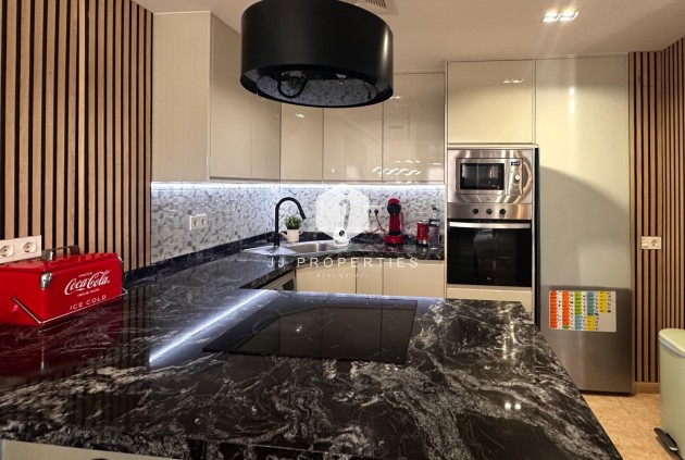 Apartment / flat - Resale - Torrevieja -
                Costa Blanca