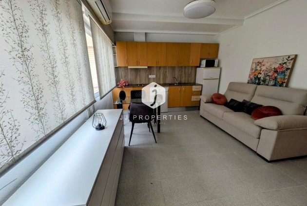 Apartment / flat - Resale - Torrevieja -
                Estacion de autobuses