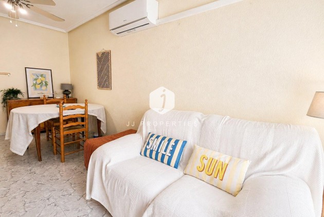 Apartment / flat - Resale - Torrevieja -
                Habaneras