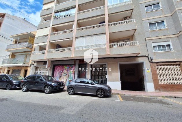 Apartment / flat - Resale - Torrevieja -
                Playa de los Locos