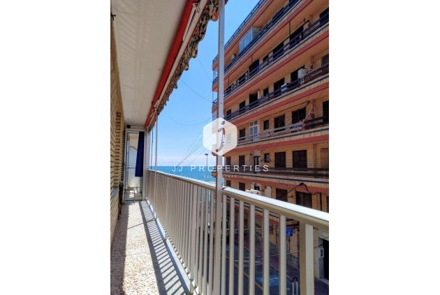 Apartment / flat - Resale - Torrevieja -
                Playa de los Naufragos