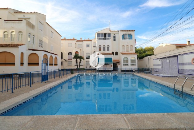 Apartment / flat - Resale - Torrevieja -
                Playa de los Naufragos