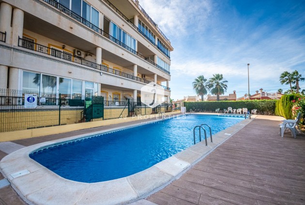 Appartement - D'occasion - Orihuela Costa -
                Costa Blanca