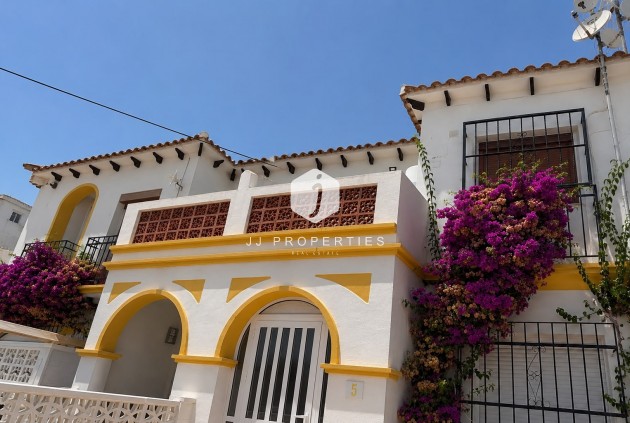 Appartement - D'occasion - Orihuela Costa -
                Costa Blanca