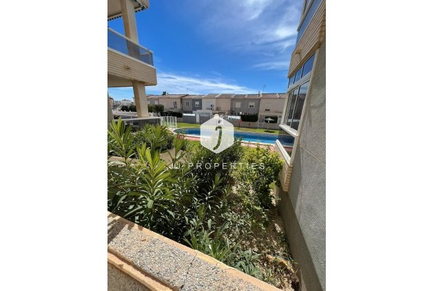 Appartement - D'occasion - Torrevieja -
                aguas nuevas