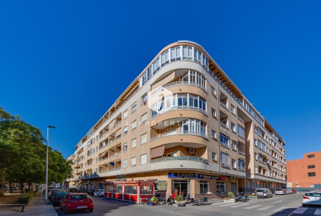 Appartement - D'occasion -
            Torrevieja - C-76991